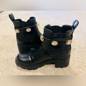 Sugar Size 7M FAVORITE Black Rhinestones